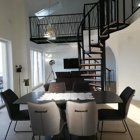 Apartment Zora *
