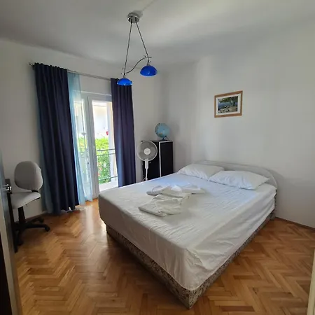 Zora Apartment *