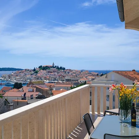 Apartment Zora Primosten